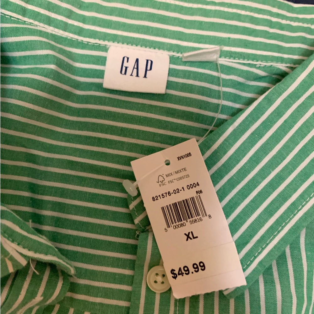 GAP Green striped shirt